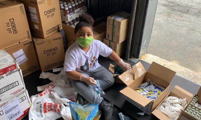 Inspiring 7-Year-Old Boy Runs Community Pantry to Help People in Need During Pandemic
