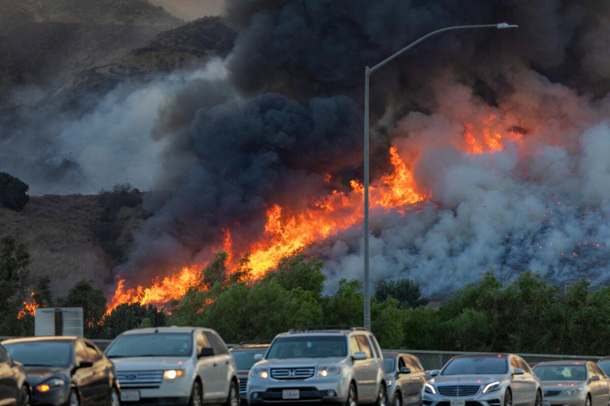 Traffic is diverted off of the 71 freeway during the Blue Ridge Fire in Chino Hills, Calif., on Oct. 27, 2020. (David McNew/Getty Images)