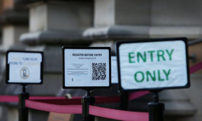 Victorian Businesses Told to Wait for QR Check-In System