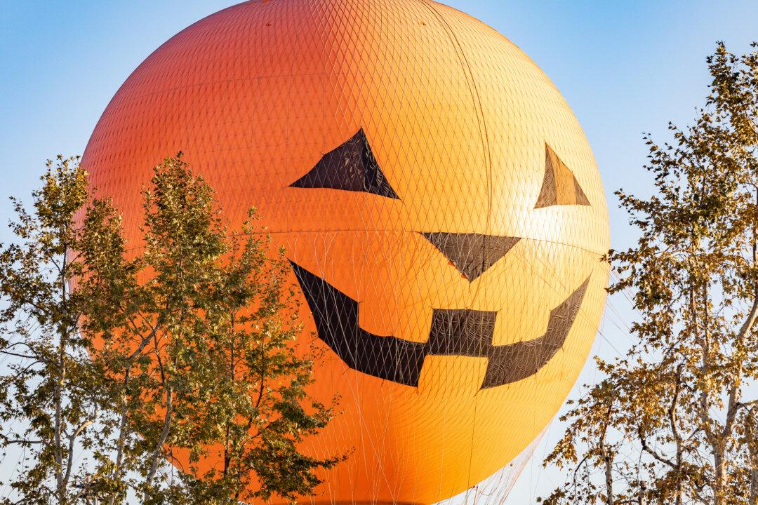 Halloween-Themed Events Take Place in Orange County Amid COVID-19 Pandemic