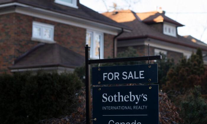 Toronto and Vancouver Home Sales Continue to Climb in October, Detached-Property Outstripping Other Segments