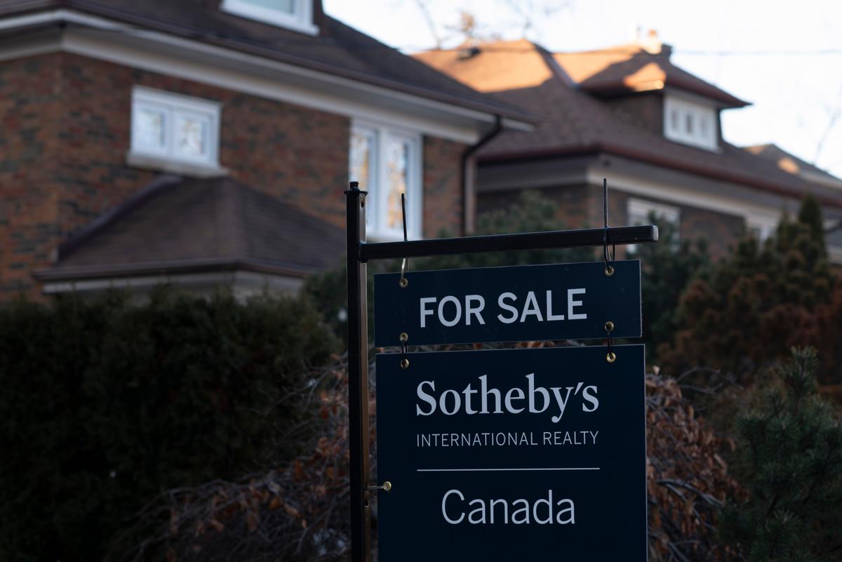 Toronto and Vancouver Home Sales Continue to Climb in October, Detached-Property Outstripping Other Segments