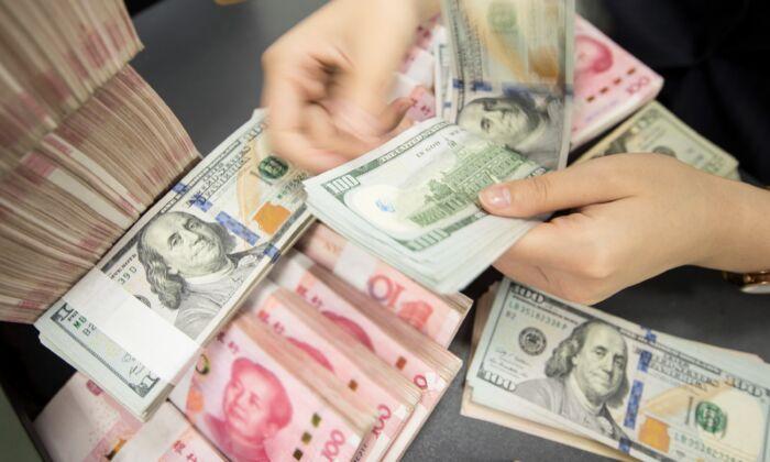 Chinese Yuan Fluctuates as US Election Votes Get Counted