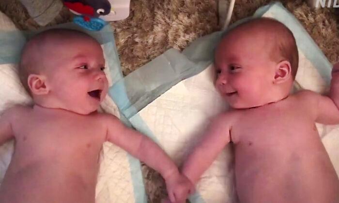 Video: 4-Month-Old Twin Brothers ‘Meet’ Each Other for the First Time and It’s Adorable