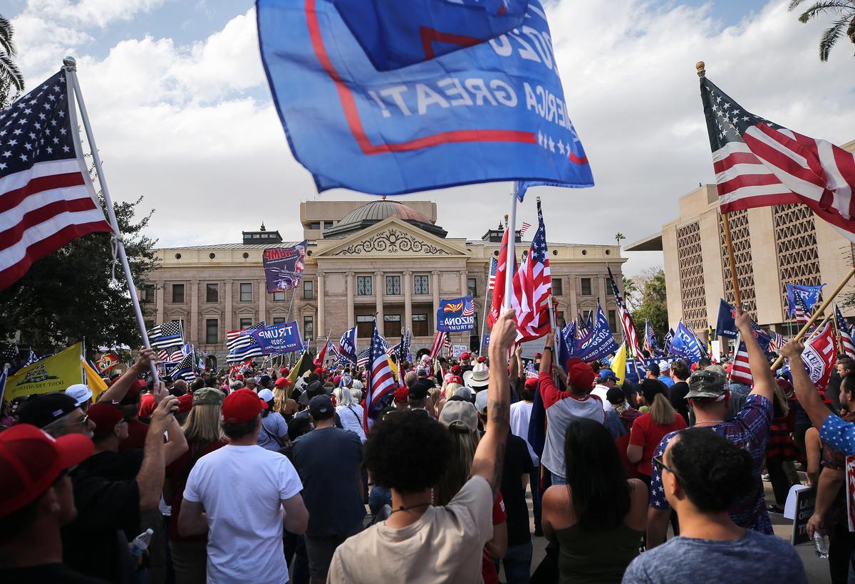  Supporters of President Donald Trump demonstrate at a ‘Stop the Steal’ rally in front of the State Capitol in Phoenix, on Nov. 7, 2020. (Mario Tama/Getty Images)