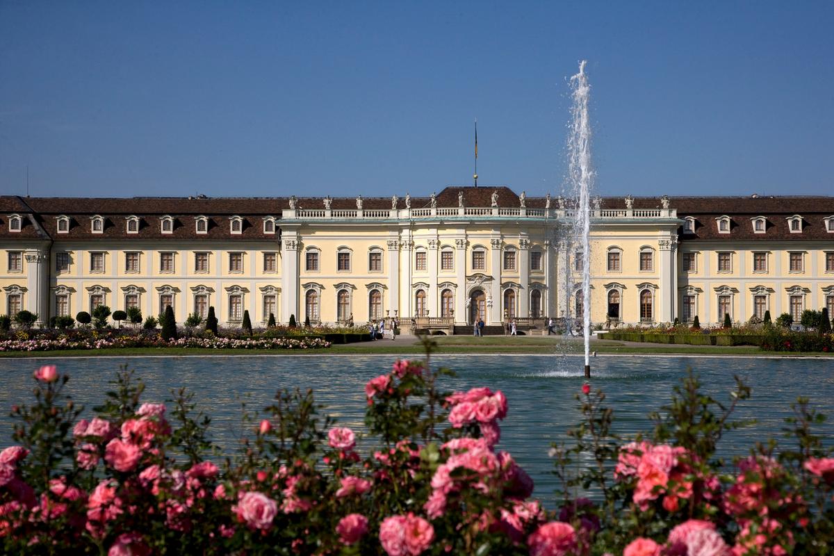 The palace features several museums, including a ceramics museum, a fashion museum, the Baroque Gallery, the private apartments of Duke Carl Eugen, and an interactive museum for young visitors. (Achim Mende/State Palaces and Gardens of Baden-Wuerttemberg)