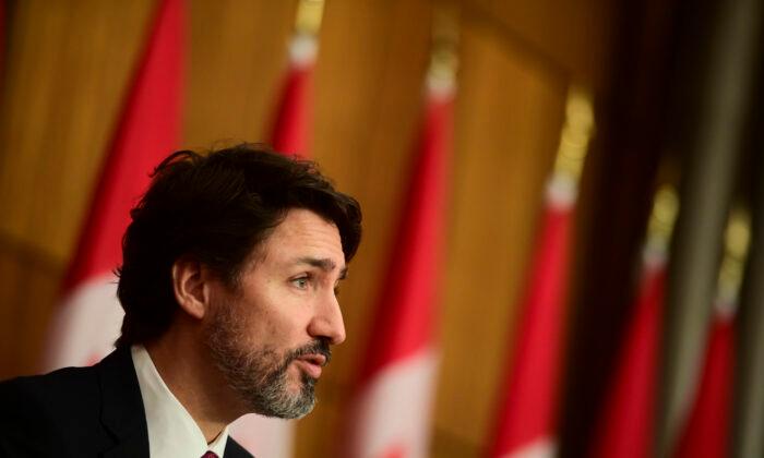 Trudeau Says He Hopes to See COVID-19 Vaccines Roll out in Canada in Early 2021