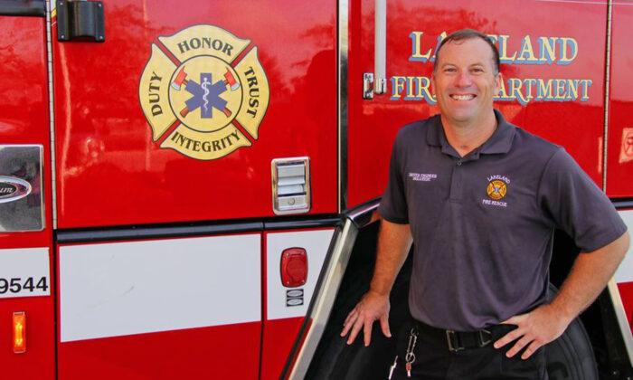Firefighter Beats Rare Paralysis, Returns to Work After the ‘Struggle of a Lifetime’