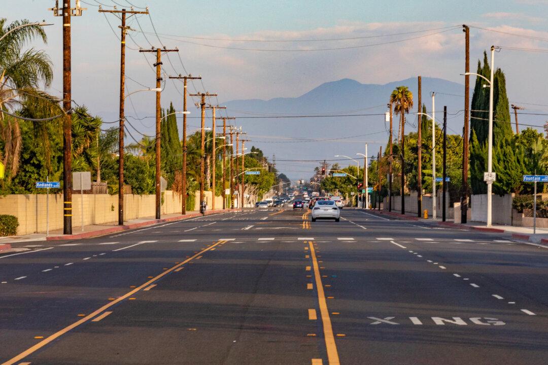 Jogger Injured After Hit and Run in Huntington Beach