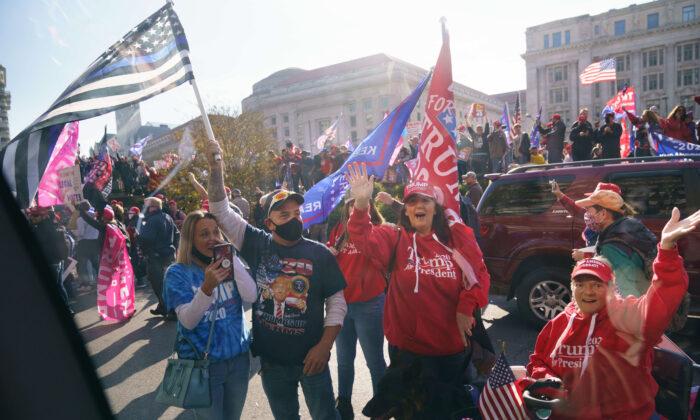 Trump Drives by Supporters Showing Up for ‘Million MAGA March’