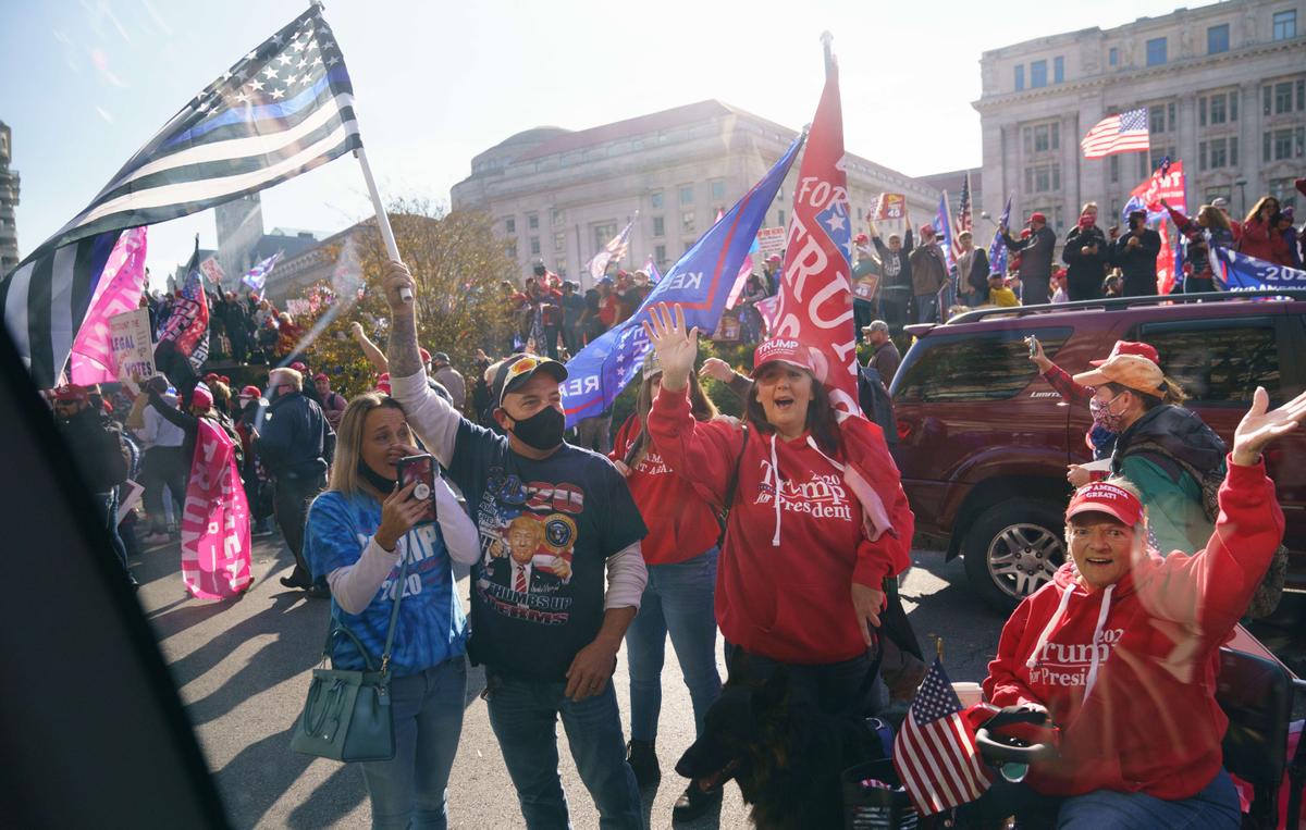 Trump Drives by Supporters Showing Up for 'Million MAGA March'