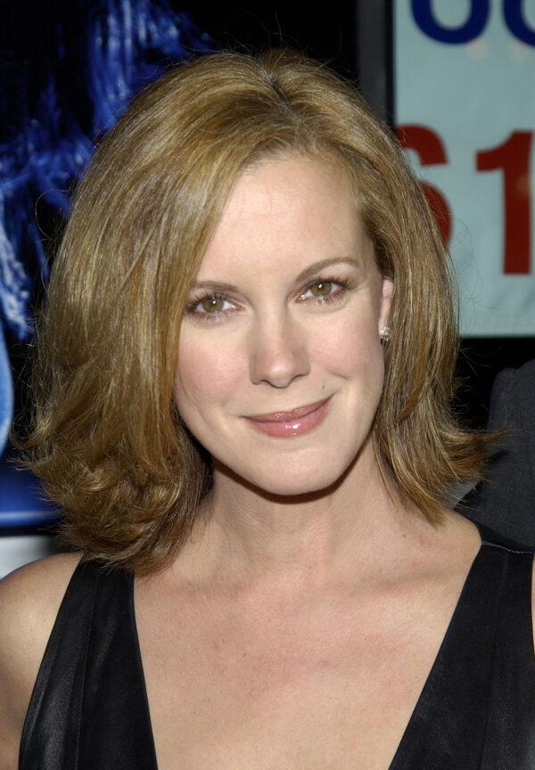 Actress Elizabeth Perkins in 2002. (Vince Bucci/Getty Images)