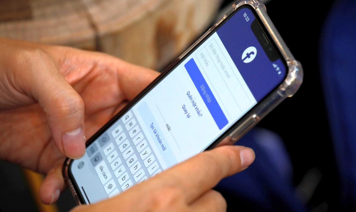 Vietnam Threatens to Shut Down Facebook Over Censorship Requests: Source