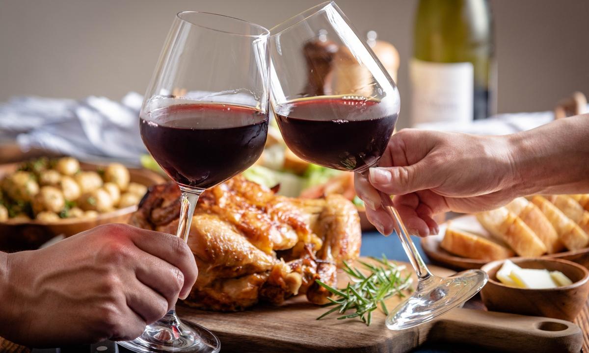 Thanksgiving Wines: Challenge or Opportunity?