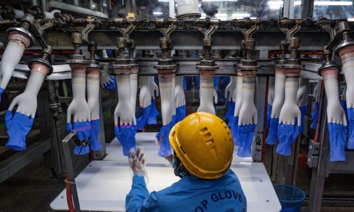 World’s Largest Latex Glove Maker to Shut Factories Amid CCP Virus Outbreak