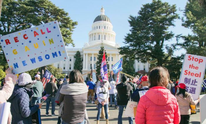 Californians and Nevadans Rally to ‘Stop the Steal’ and Recall Governors