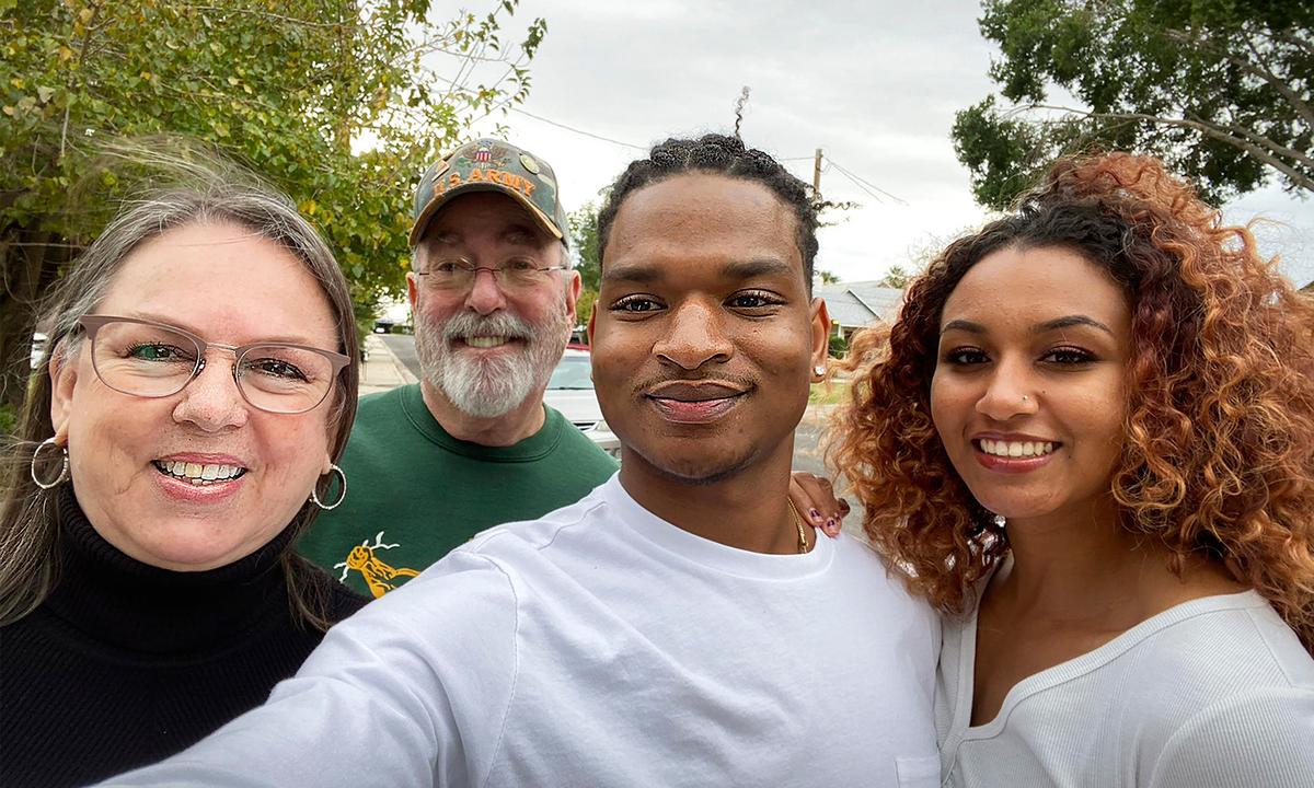 Woman Who Accidentally Invited Teen Stranger to Thanksgiving 4 Years Ago Hosts Him Again