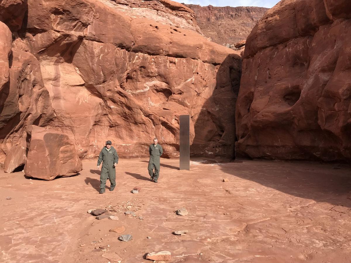 Space Oddity? Monolith in Utah Desert Mystifies Helicopter Crew