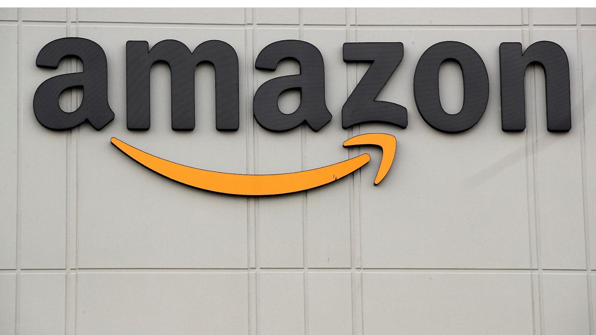 Amazon to Give $500 Million in Holiday Bonuses to Front-Line US Workers