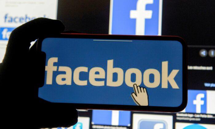 Facebook Temporarily Bans Ads for Gun Accessories, Protective Equipment