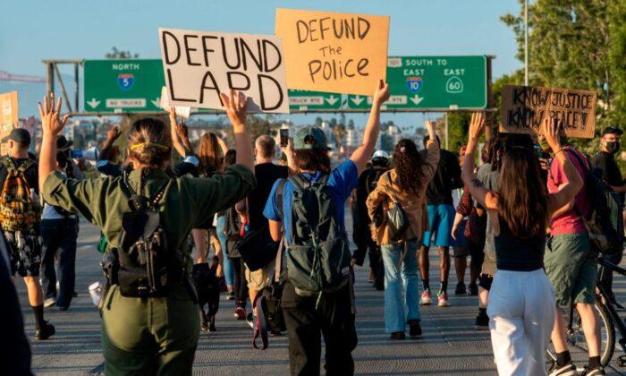 California Bill Would Increase Fines for Protesters Blocking Highways