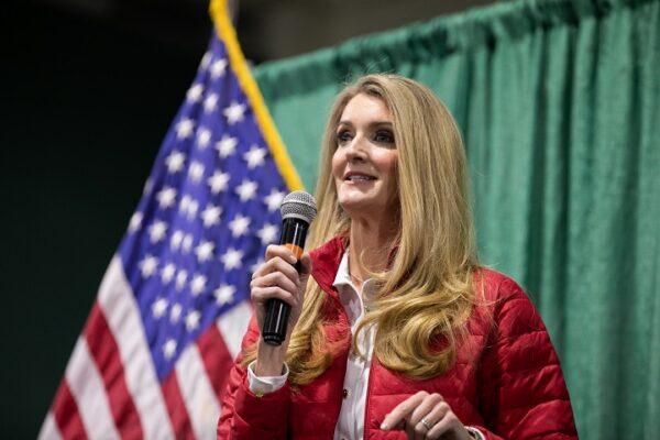 Sen. Kelly Loeffler (R-Ga.) speaks to a crowd of supporters during a "Defend the Majority" rally at the Georgia National Fairgrounds and Agriculture Center in Perry, Ga., on Nov. 19, 2020. (Jessica McGowan/Getty Images)