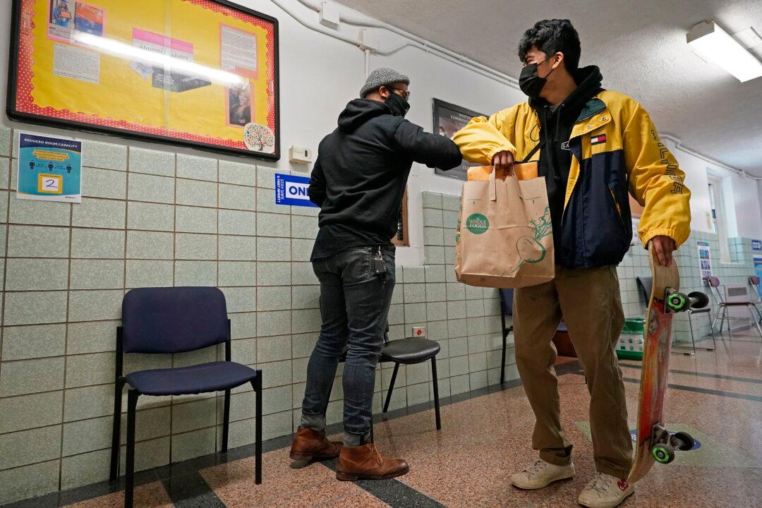 New York City Public Schools Will Begin to Reopen With Weekly COVID-19 Testing