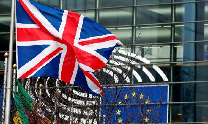 UK, EU Pause Brexit Trade Talks Amid ‘Significant Divergences’