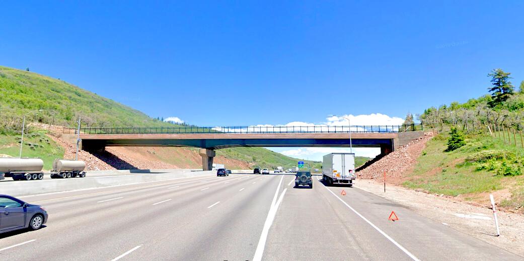  The Parleys Canyon Wildlife Overpass on I-80, west of Parleys Summit on Lincoln Highway Park City, Utah.(Screenshot/<a href="https://www.google.com/maps/@40.7529763,-111.625104,3a,54.5y,62.09h,99.65t/data=!3m6!1e1!3m4!1s8H-4Z2Q3tN9DAYGYsYWAZA!2e0!7i16384!8i8192">Google Maps</a>)