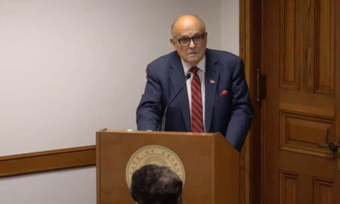 ‘Do You Have the Courage’ to Stand Up for US Constitution, Giuliani Asks Georgia Senate Hearing