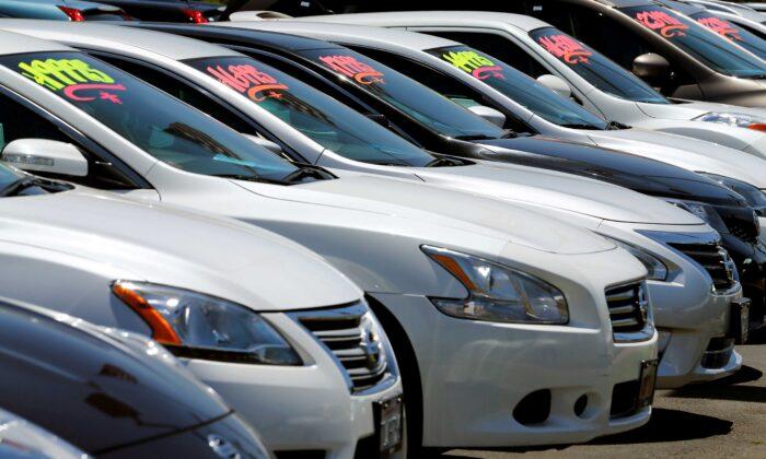 US Auto Sales Lose Momentum in November