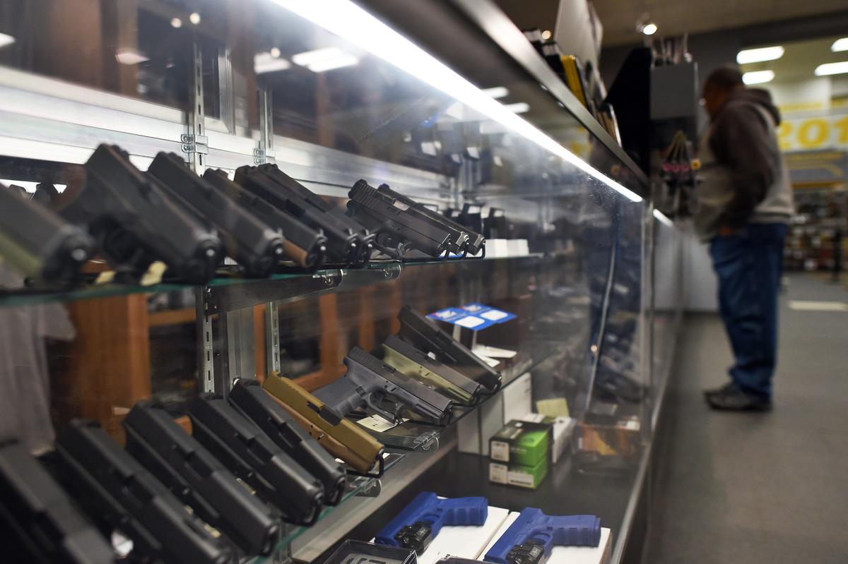 Arkansas State Senate Passes Bill Banning Enforcement of Federal Gun Control Laws