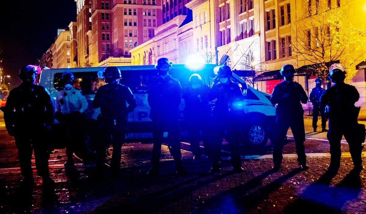 Demonstration Turns Violent as Antifa, BLM, Clashes With ‘Back the Blue’ Supporters