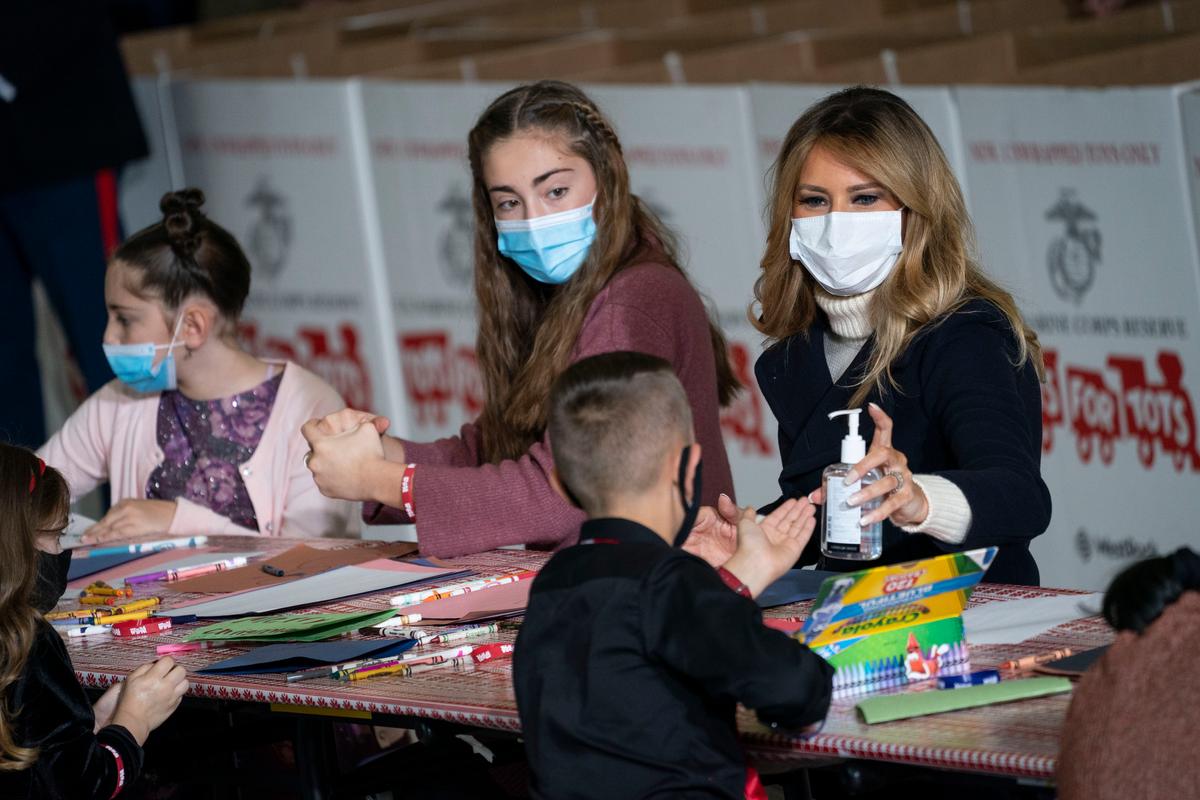 First Lady Calls for 'Small Acts of Kindness' Amid COVID-19 Pandemic