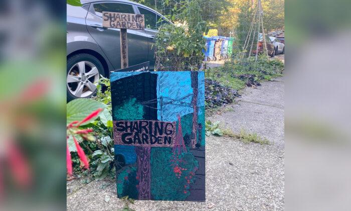 Homeless Neighbors Leave Handmade Card on Woman’s Porch to Thank Her for ‘Sharing Garden’