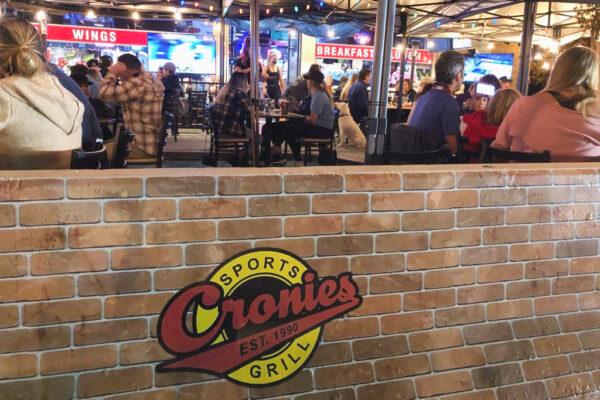 Diners sit at Cronies Sports Grill in Agoura Hills, Calif., on Dec. 9, 2020. (Courtesy of Dave Foldes)