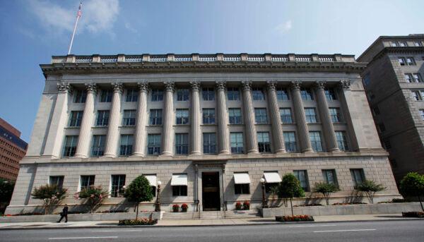 The United States Chamber of Commerce building in Washington in a 2009 file photograph. (Manuel Balce Ceneta/AP Photo)