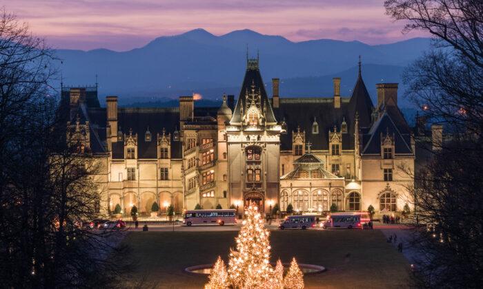 Sparkle and Shine: America’s 7 Best Christmas Cities