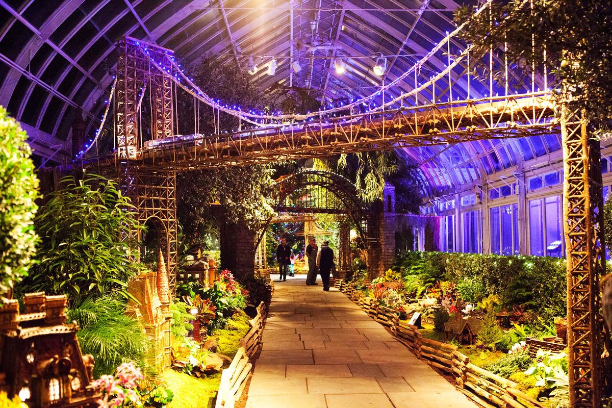 New York Botanical Garden's Holiday Train Show. (Christopher Postlewaite/NYBG)