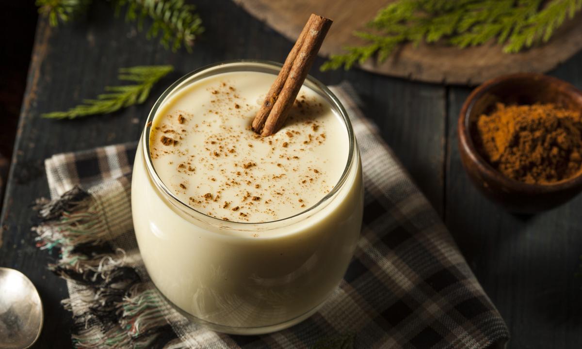 How to Make Eggnog From Scratch