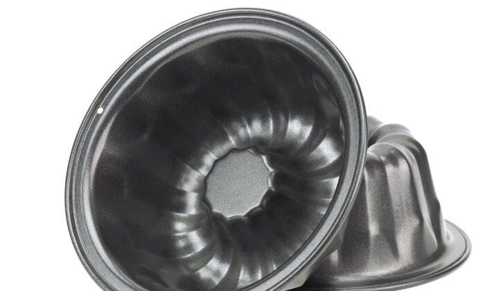 Reader Tips: Got a Bundt Cake Pan? Try This!