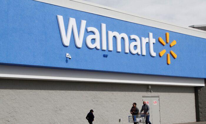 Walmart Raises Outlook After Earnings Beat Expectations