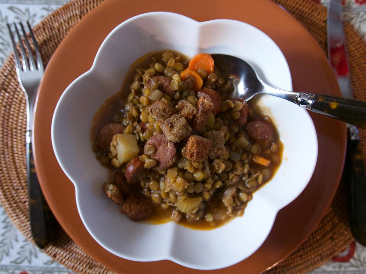Lentil stew with chorizo and homemade croutons. (Victoria de la Maza)