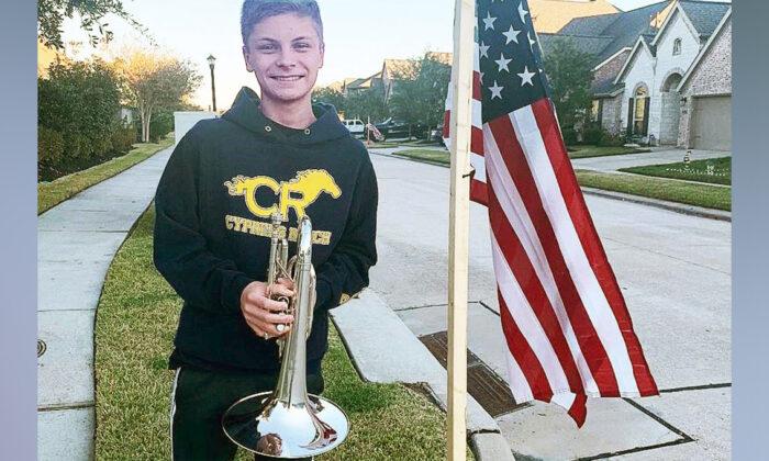Teen Honors Fallen Marine by Playing Patriotic Hymns Outside Home for 2 Weeks