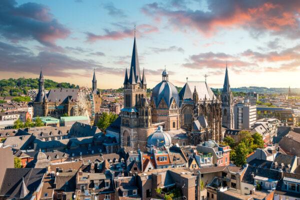 Charlemagne commissioned the magnificent Aachen Cathedral that still dominates the German city today. (Engel.ac/Shutterstock.com)