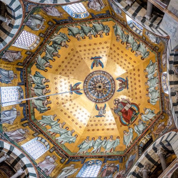 Golden mosaics with religious motifs adorn the chapel dome. (Paola Leone/Shutterstock.com)