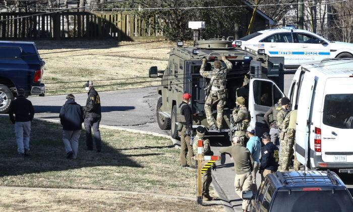 FBI, ATF Police Raid Nashville House Linked to Christmas Day RV Bombing