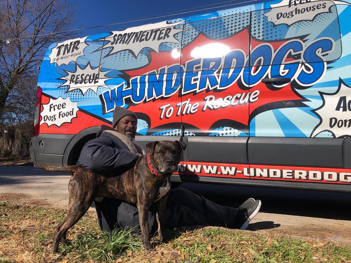 Keith Walker with his pit bull, Bravo (Courtesy of Gracie Hamlin)