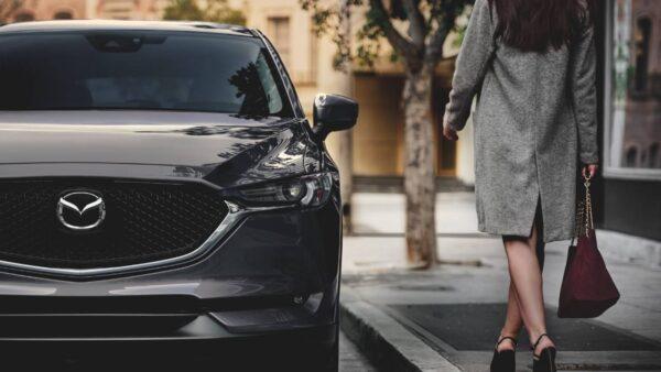 A handsome front design. (Courtesy of Mazda)