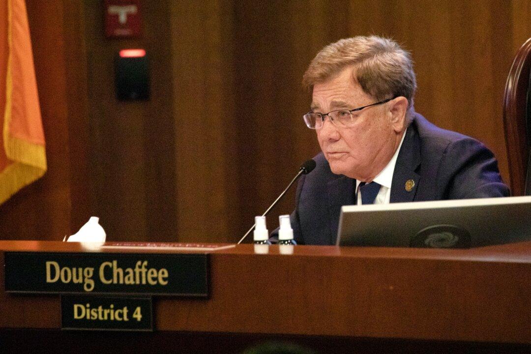 Orange County Supervisors Place Term Limits Measure on Recall Ballot